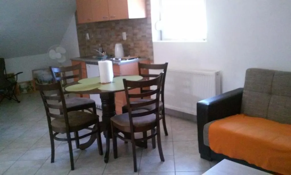 Apartment Laura Gračac Croatie